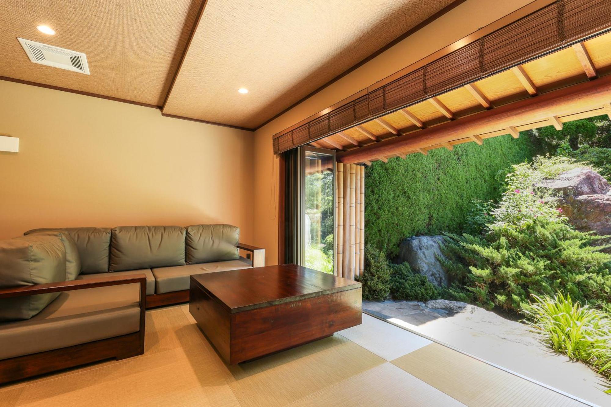 Beautiful Japanese Garden Kagetsu Hotel Fuefuki Kültér fotó